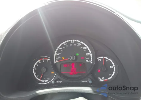 2014 Volkswagen Beetle 2.5L Entry from USA, damaged, VIN 3VWFP7ATXEM627653